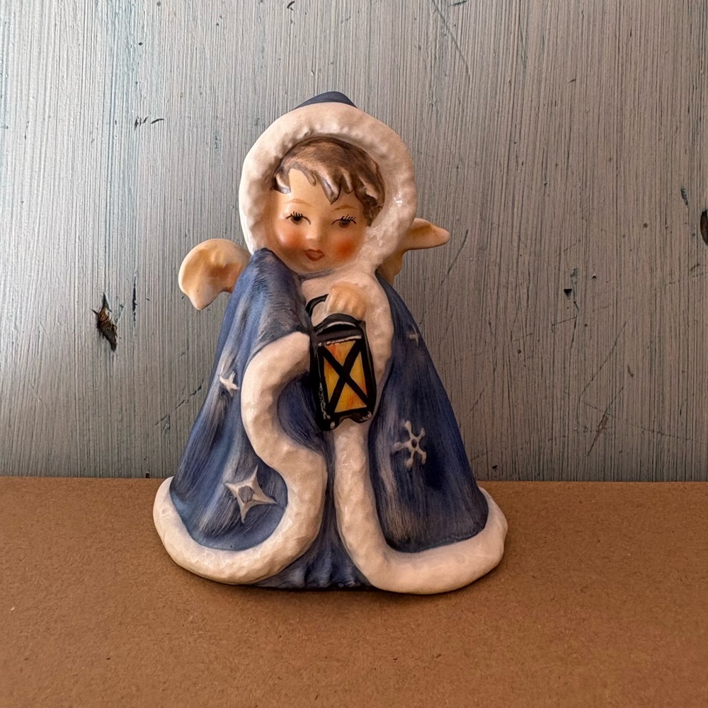 Vintage Ceramic “Girl with Lantern” in Blue & Cream by Goebel - Picture 8 of 11